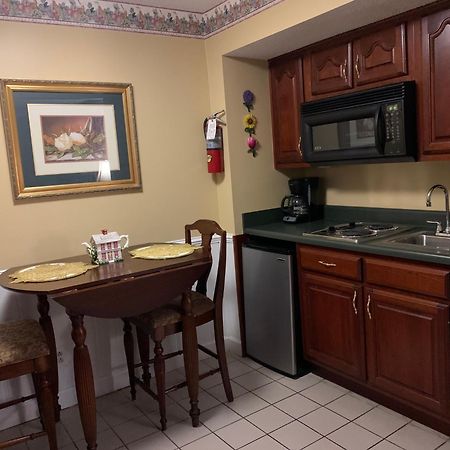 Oak Square Rentals Gatlinburg Pokoj fotografie
