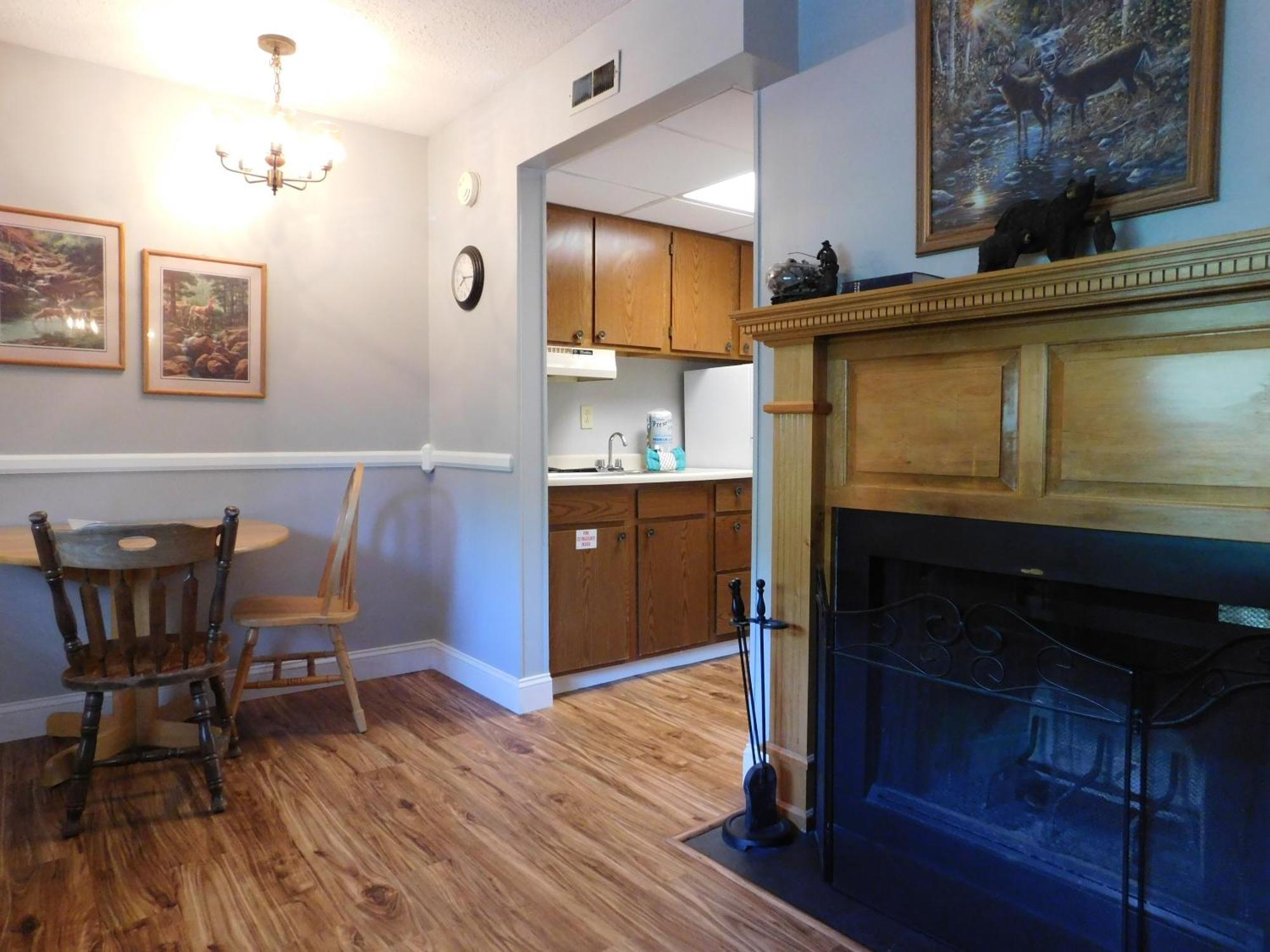 Oak Square Rentals Gatlinburg Pokoj fotografie